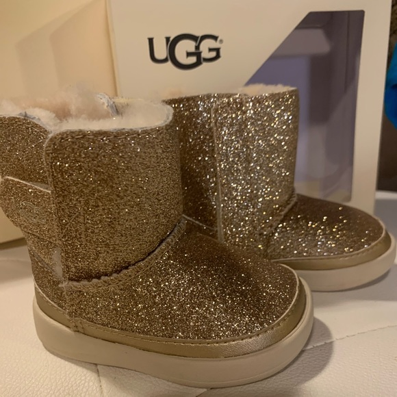 infant glitter uggs